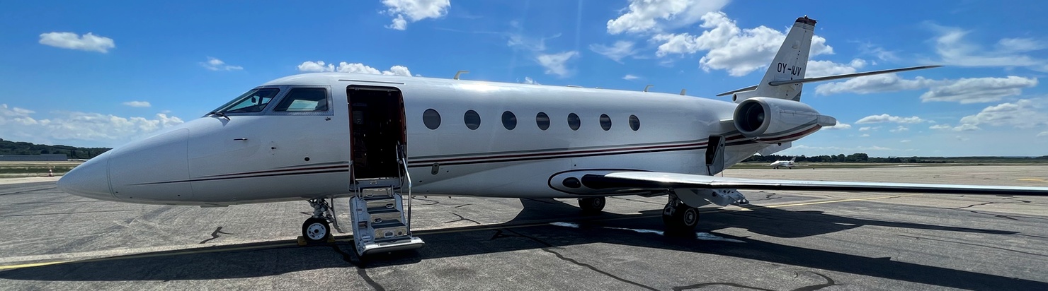Skaermbillede_2026-06-01_111759_1480x412_more_centered_clean_asphalt